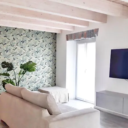 Apartament View-historical Center-olga House *