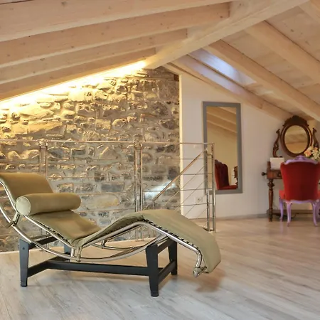 View-historical Center-olga House Apartament Argegno